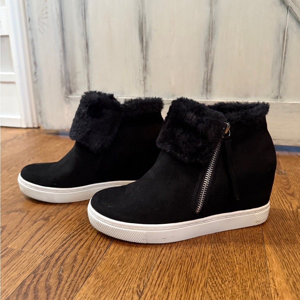 Black Heeled Boots
